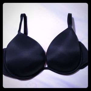 Victoria Secrets Pink where everywhere push up bra